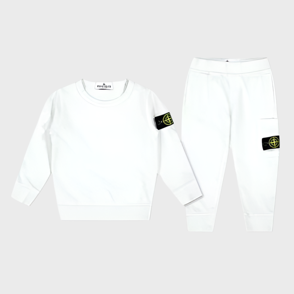Ensemble St*ne Island